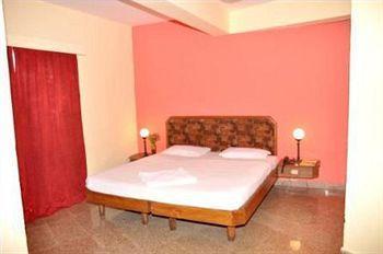 Hotel Charring Cross Ooty Esterno foto