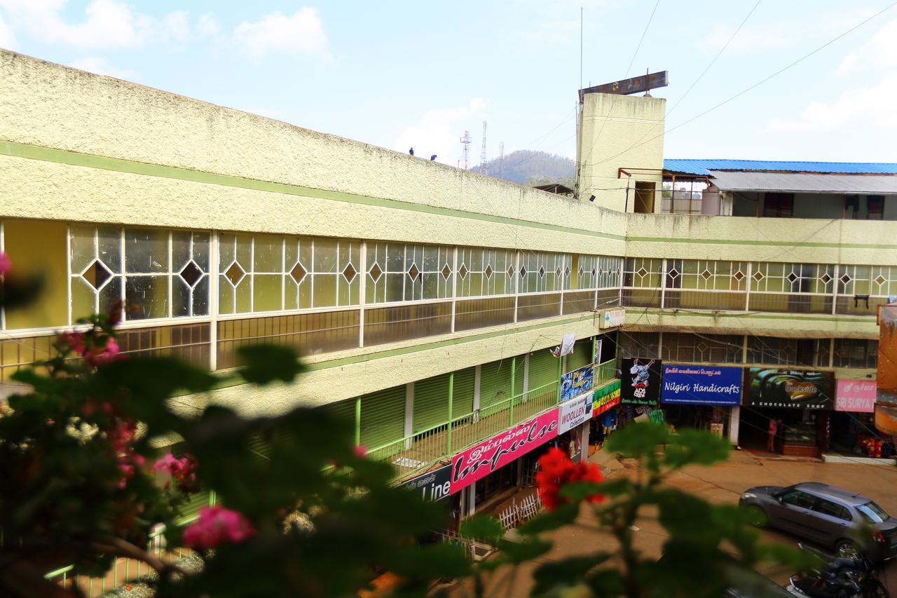 Hotel Charring Cross Ooty Esterno foto