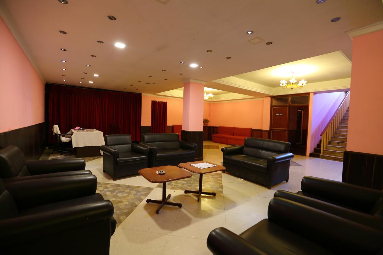 Hotel Charring Cross Ooty Esterno foto
